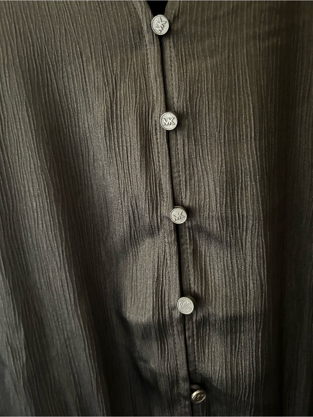 🩶 NEW 🩶 Michael Kors Gunmetal Metallic Blouse Size XL 🩶 - Picture 2 of 6
